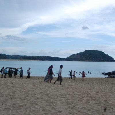 Catatan perjalanan Lombok 2012: seashore